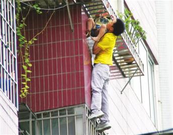 為何陽臺事故頻發:陽臺護欄出現問題類型