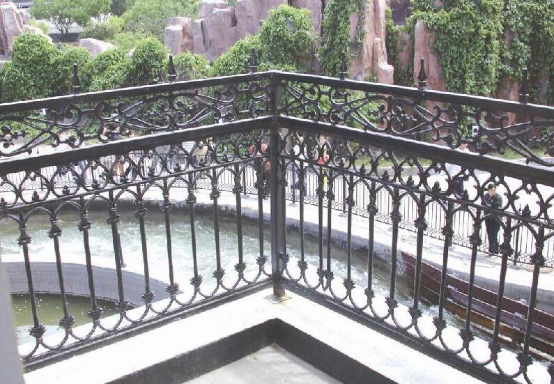 組合式陽臺護欄 一種新型陽臺護欄