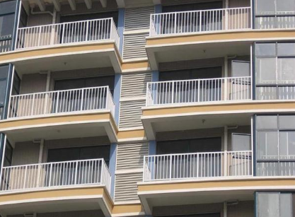 新型陽臺(tái)護(hù)欄有哪些？你家選擇哪種？