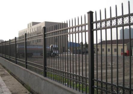 你家的陽臺護欄夠安全嗎?