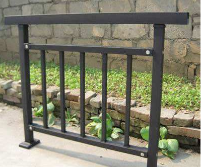 熱鍍鋅鐵藝欄桿特性有哪些?