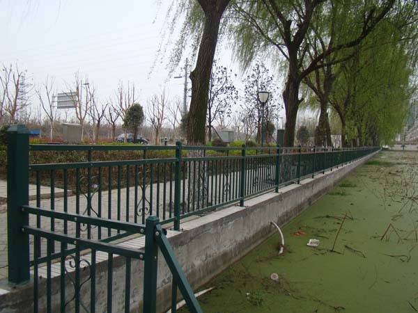 陽臺護(hù)欄裝修效果圖