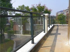 淺析優質陽臺護欄綜合性能優點將逐漸走俏市場